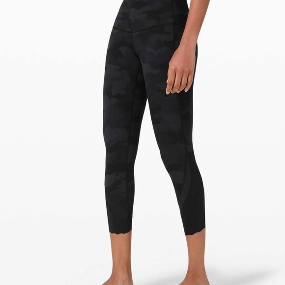 Lululemon Wunder Under Crop High-Rise Scallop Full-On Luxtreme 23" Camo Size 2 - Picture 10 of 13
